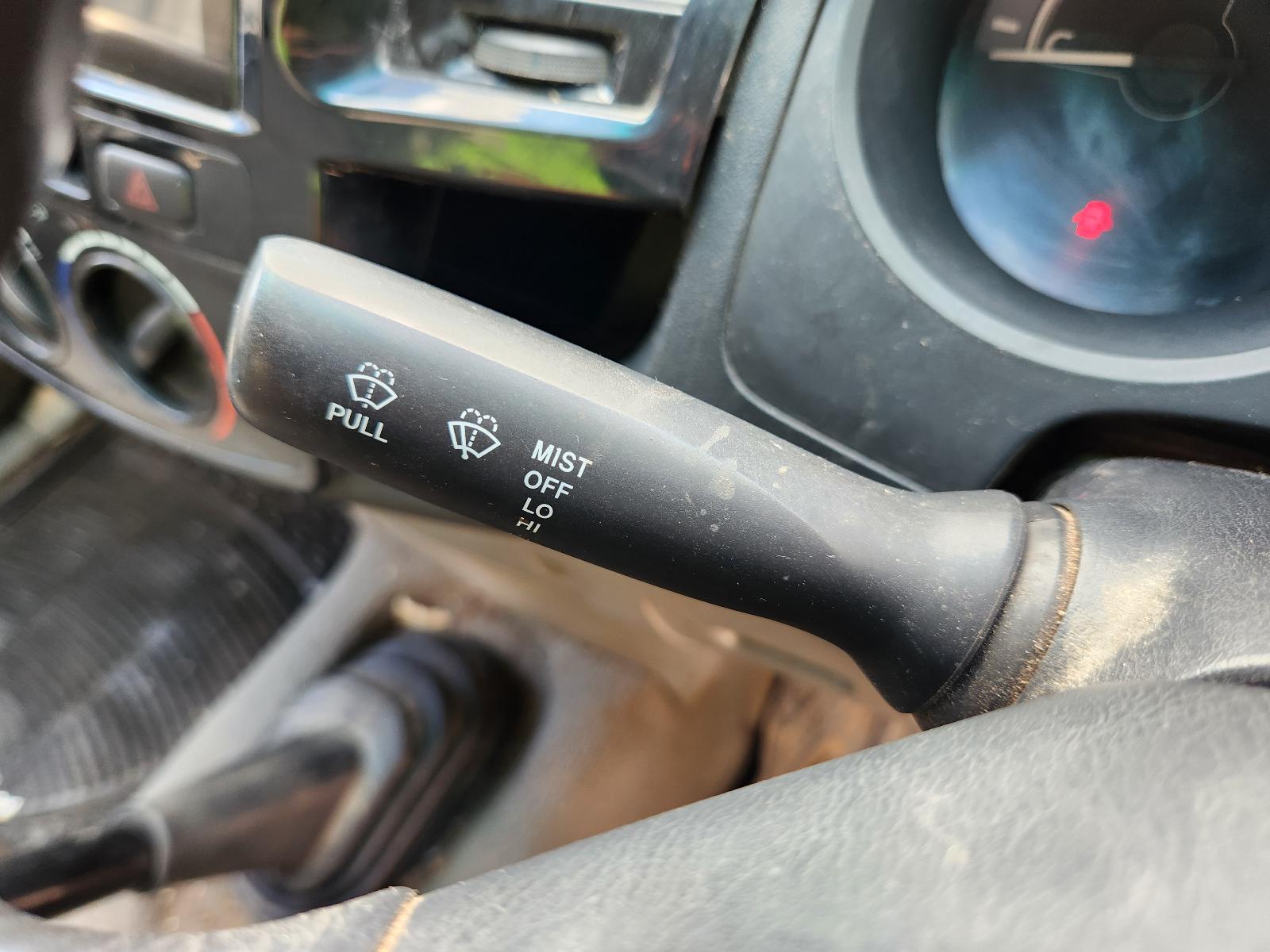 View Toyota Hilux 2006  