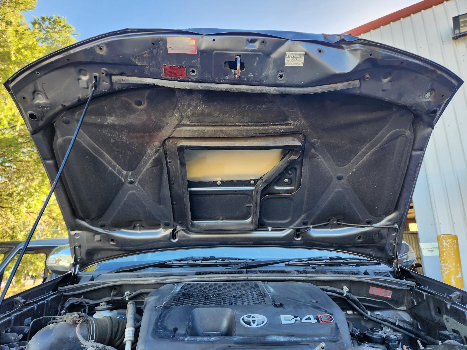 Toyota Hilux 2013 4 Door Utility View Toyota Hilux 2013 4 Door Utility