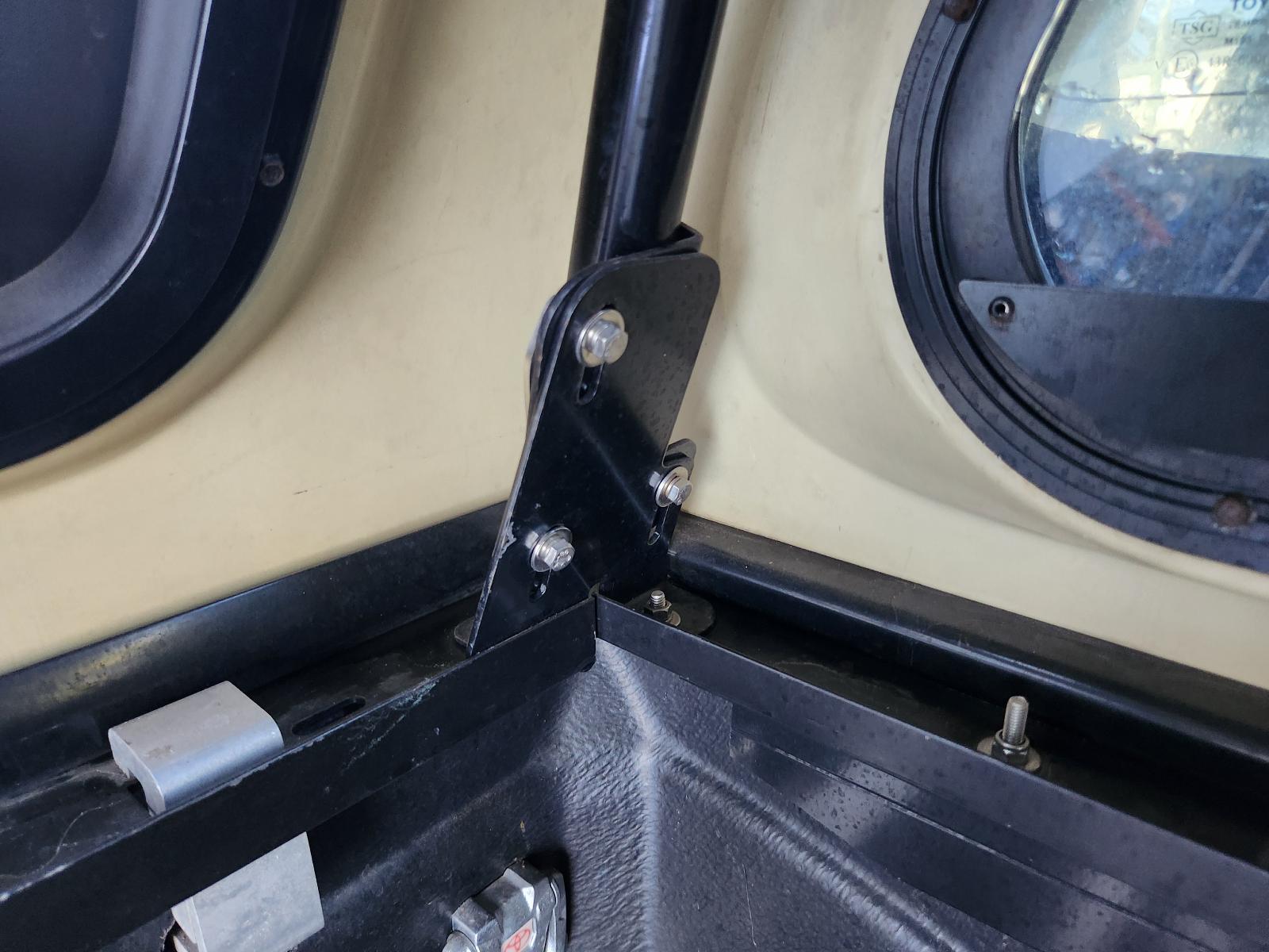 Toyota Hilux 2013 4 Door Utility View Toyota Hilux 2013 4 Door Utility