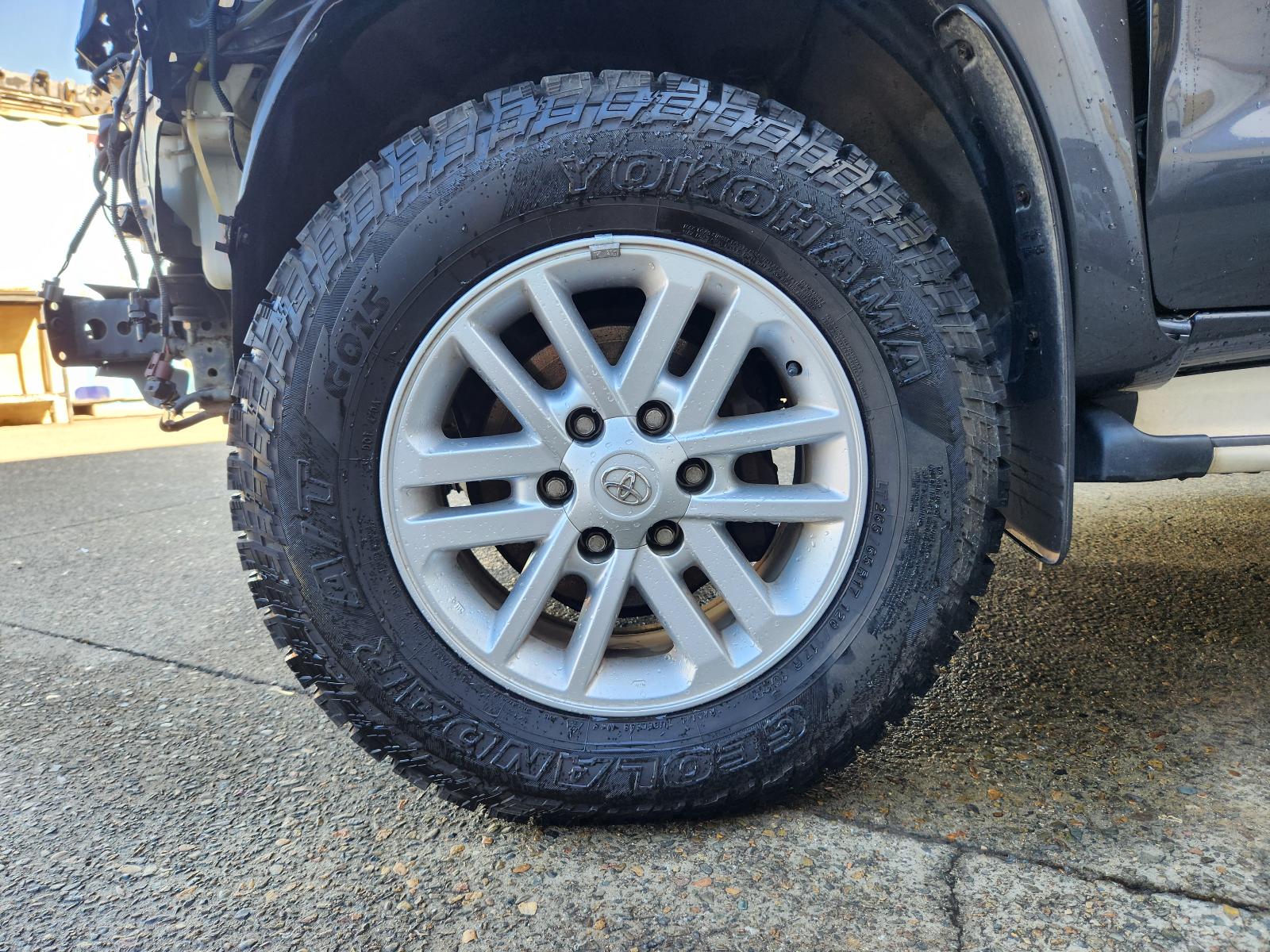 Toyota Hilux 2013 4 Door Utility View Toyota Hilux 2013 4 Door Utility