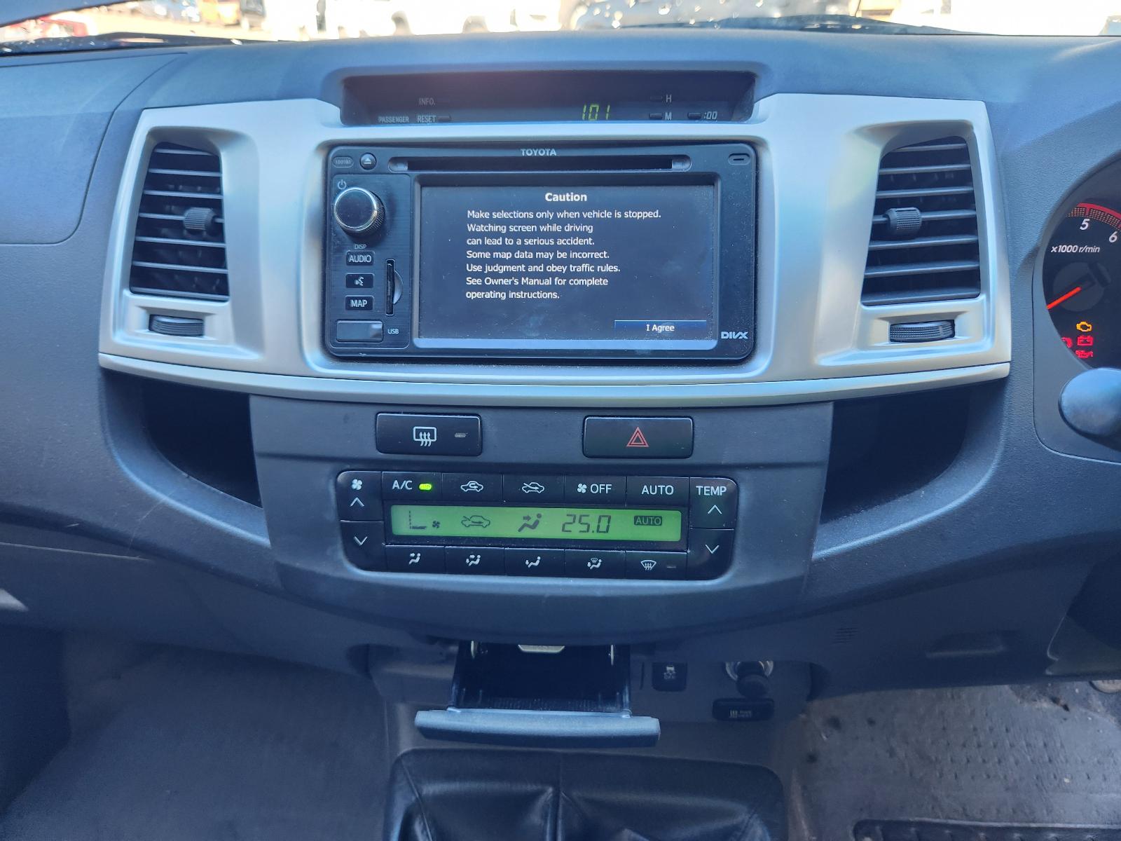 Toyota Hilux 2013 4 Door Utility View Toyota Hilux 2013 4 Door Utility