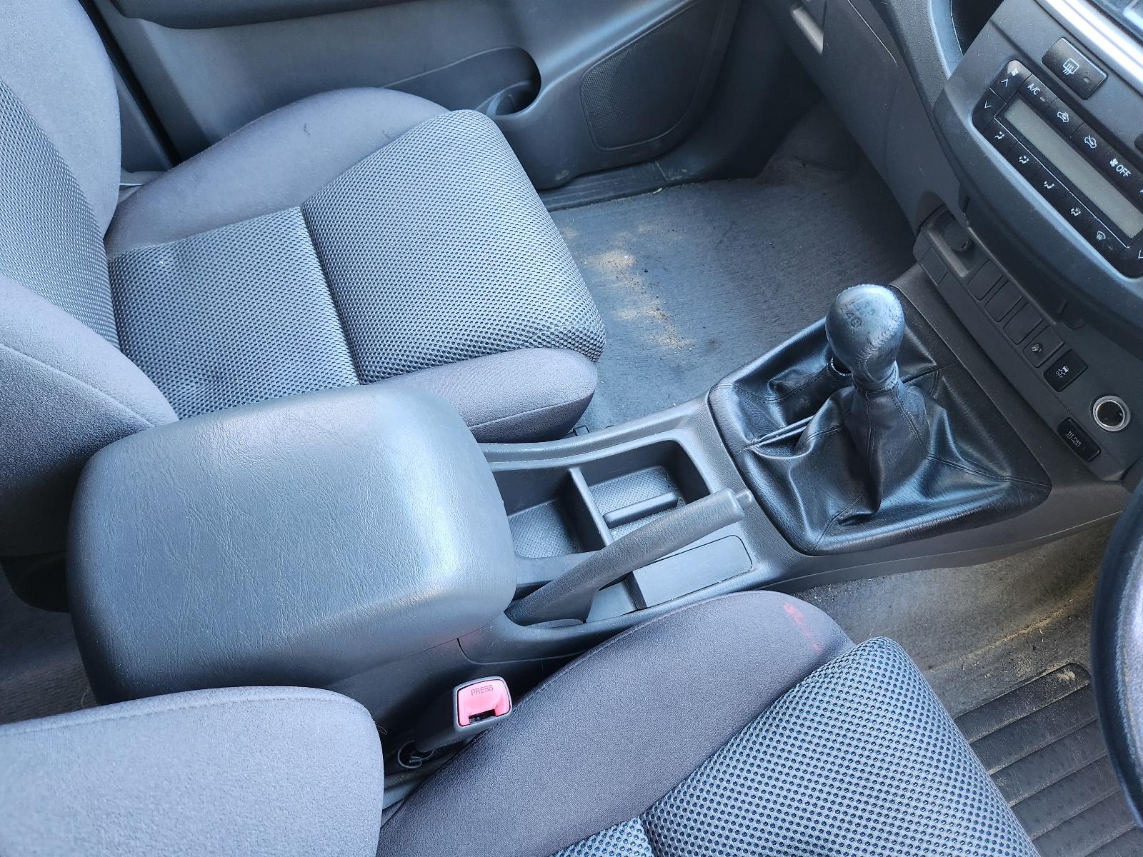 Toyota Hilux 2013 4 Door Utility View Toyota Hilux 2013 4 Door Utility