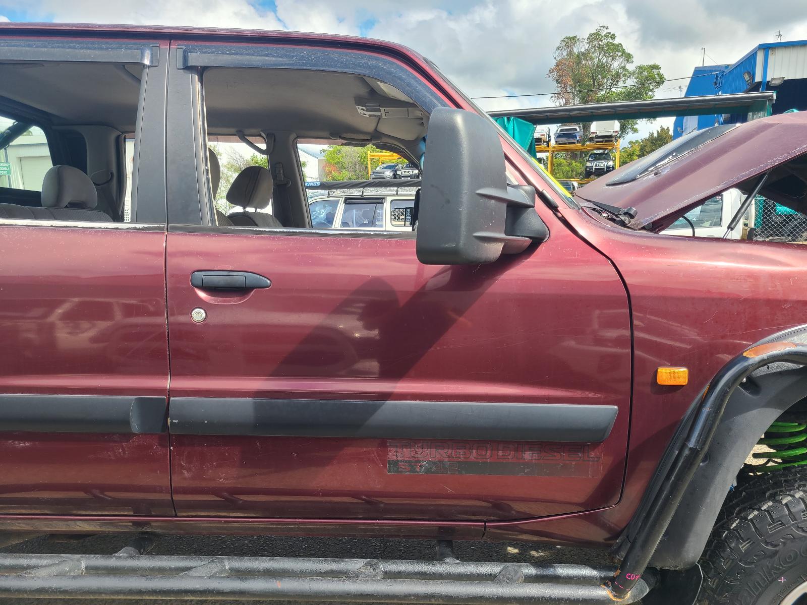 View Nissan Patrol 2003 4 Door Station Wagon