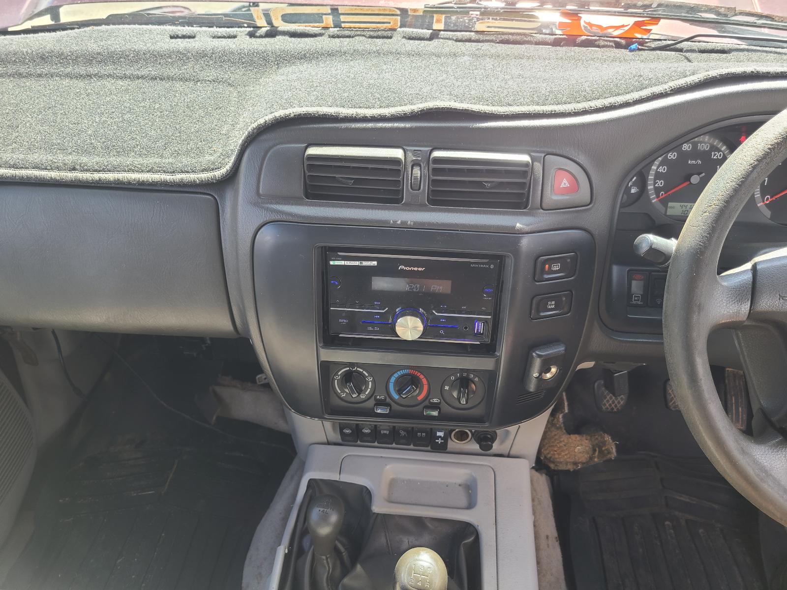 View Nissan Patrol 2003 4 Door Station Wagon