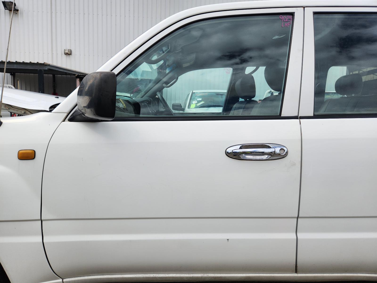 View Toyota Landcruiser 2003 4 Door Station Wagon