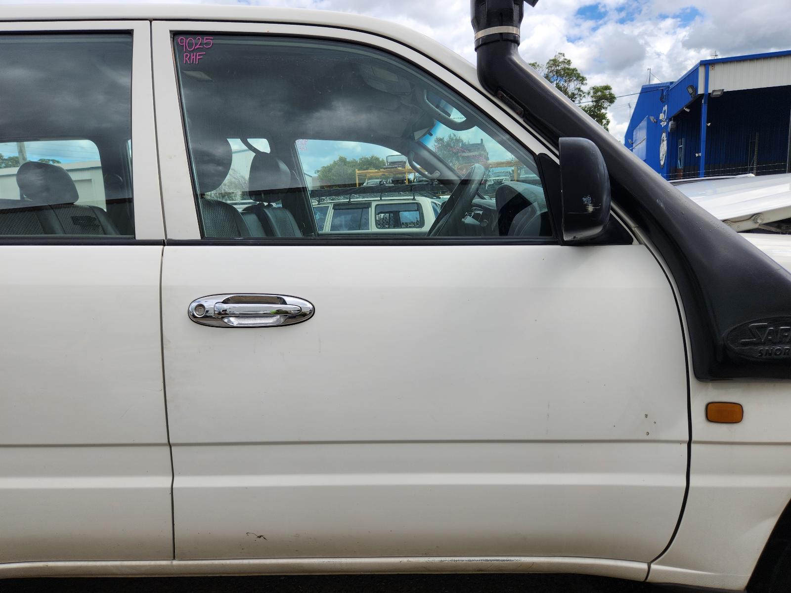 View Toyota Landcruiser 2003 4 Door Station Wagon