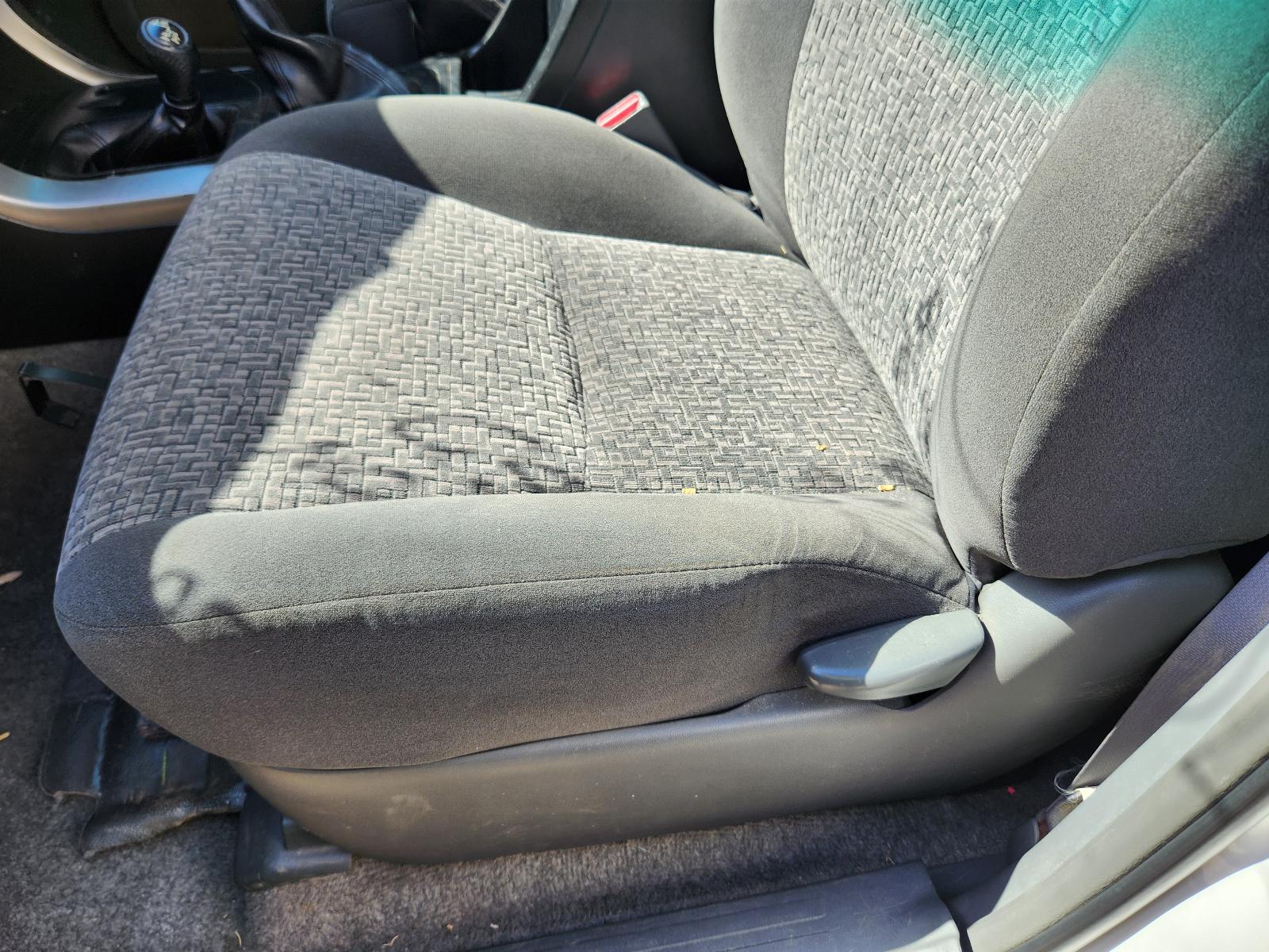 View Toyota Prado 2006 4 Door Station Wagon