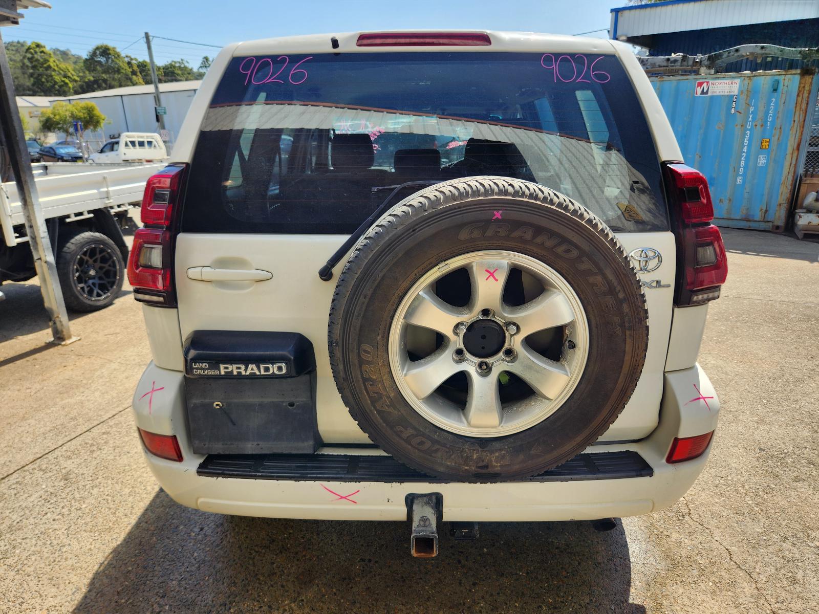 View Toyota Prado 2006 4 Door Station Wagon