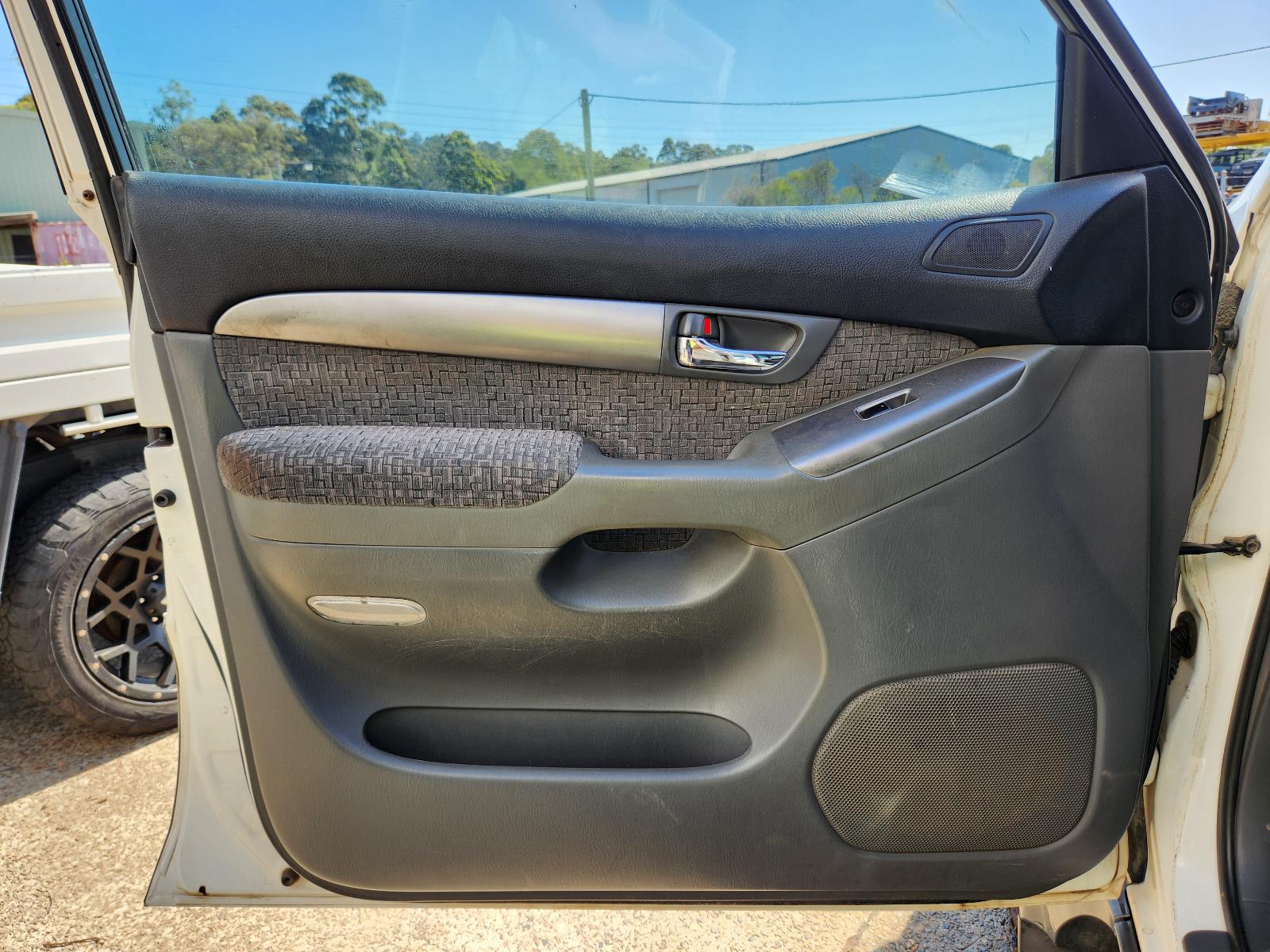 View Toyota Prado 2006 4 Door Station Wagon