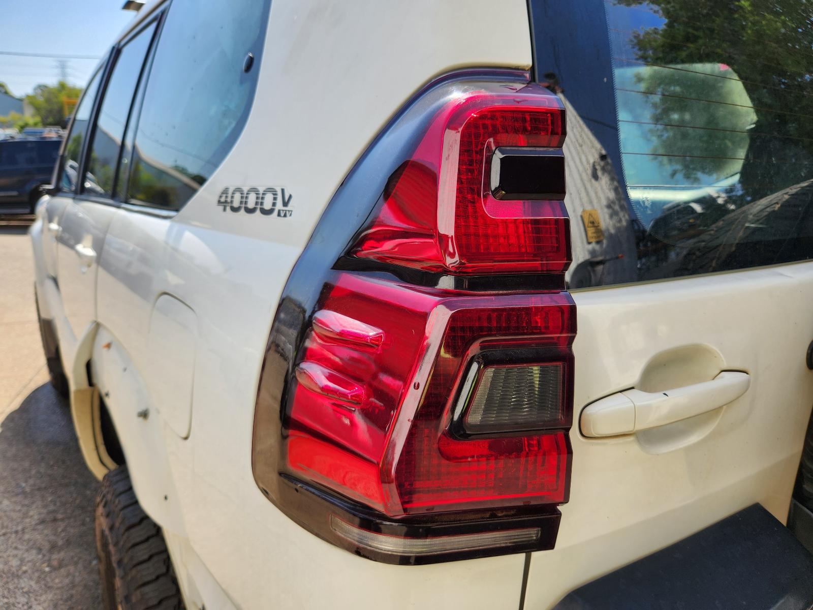 View Toyota Prado 2006 4 Door Station Wagon