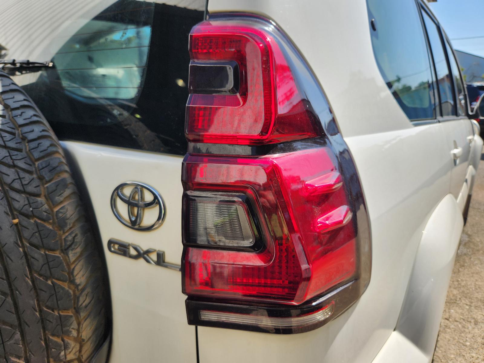 View Toyota Prado 2006 4 Door Station Wagon