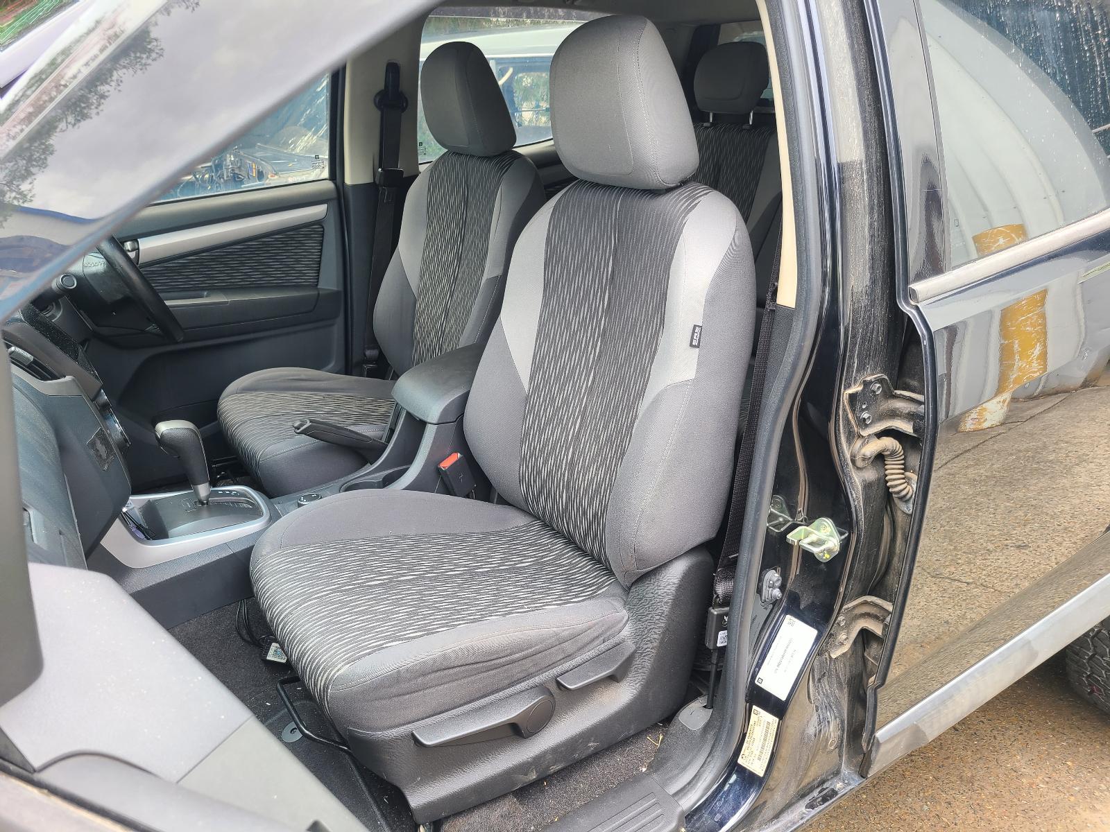 View Holden Colorado 2015 4 Door Utility