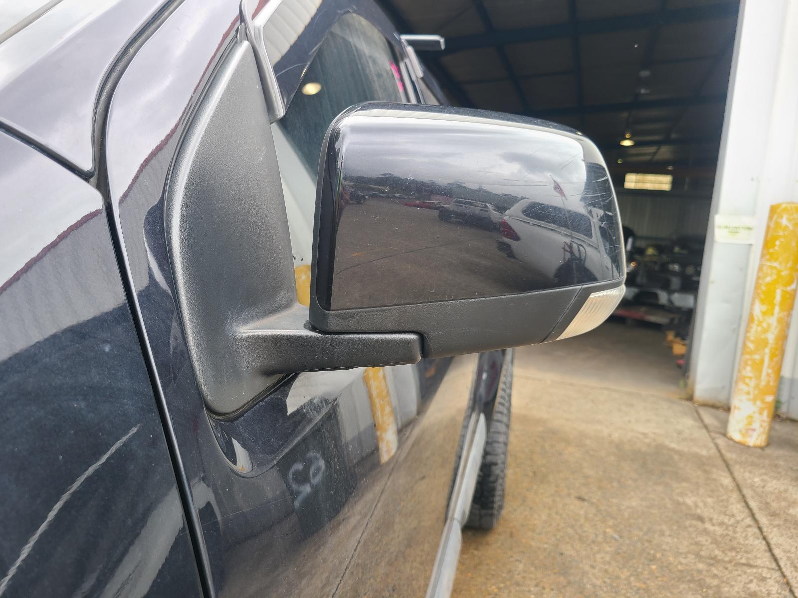 View Holden Colorado 2015 4 Door Utility