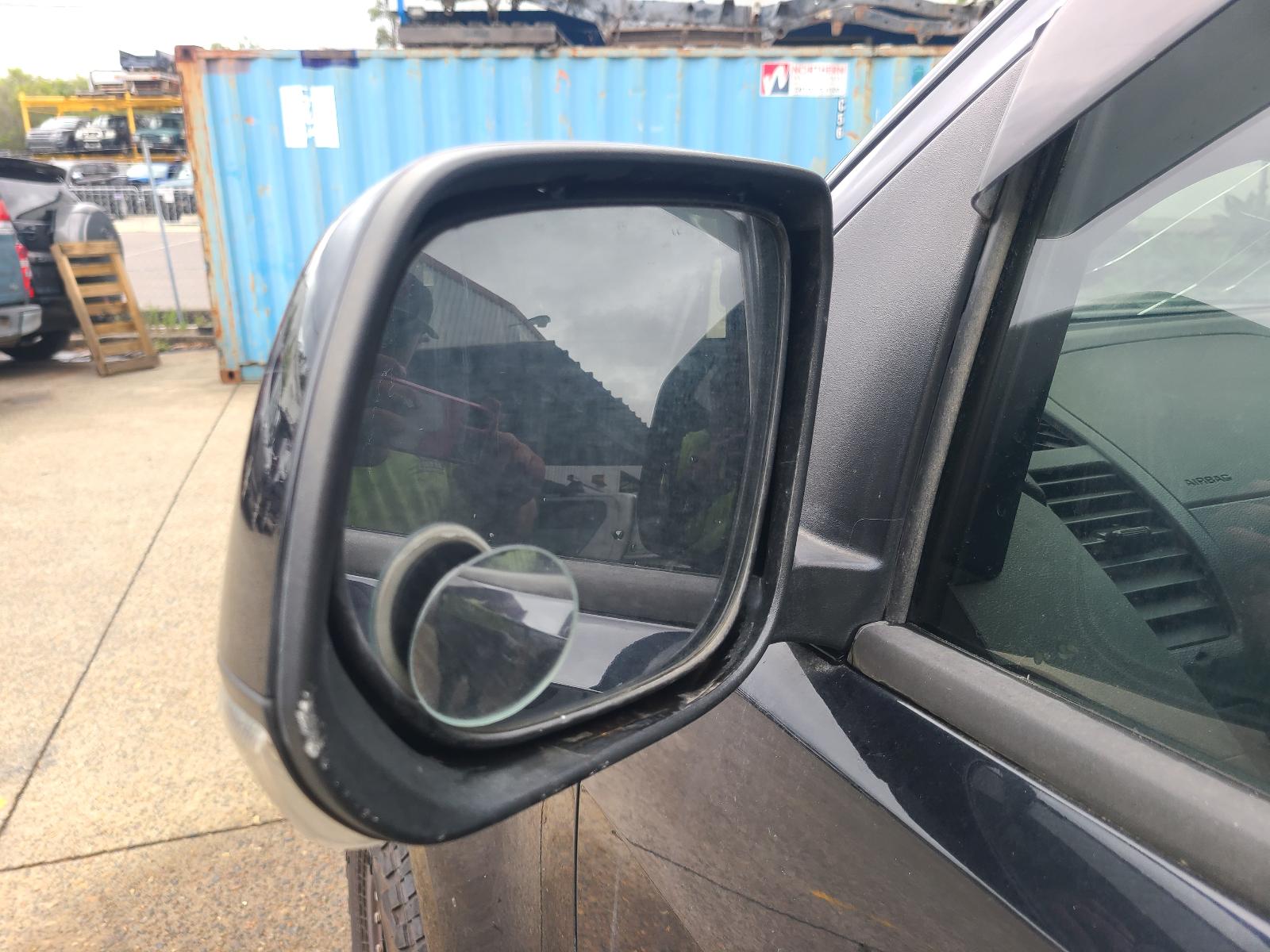 View Holden Colorado 2015 4 Door Utility