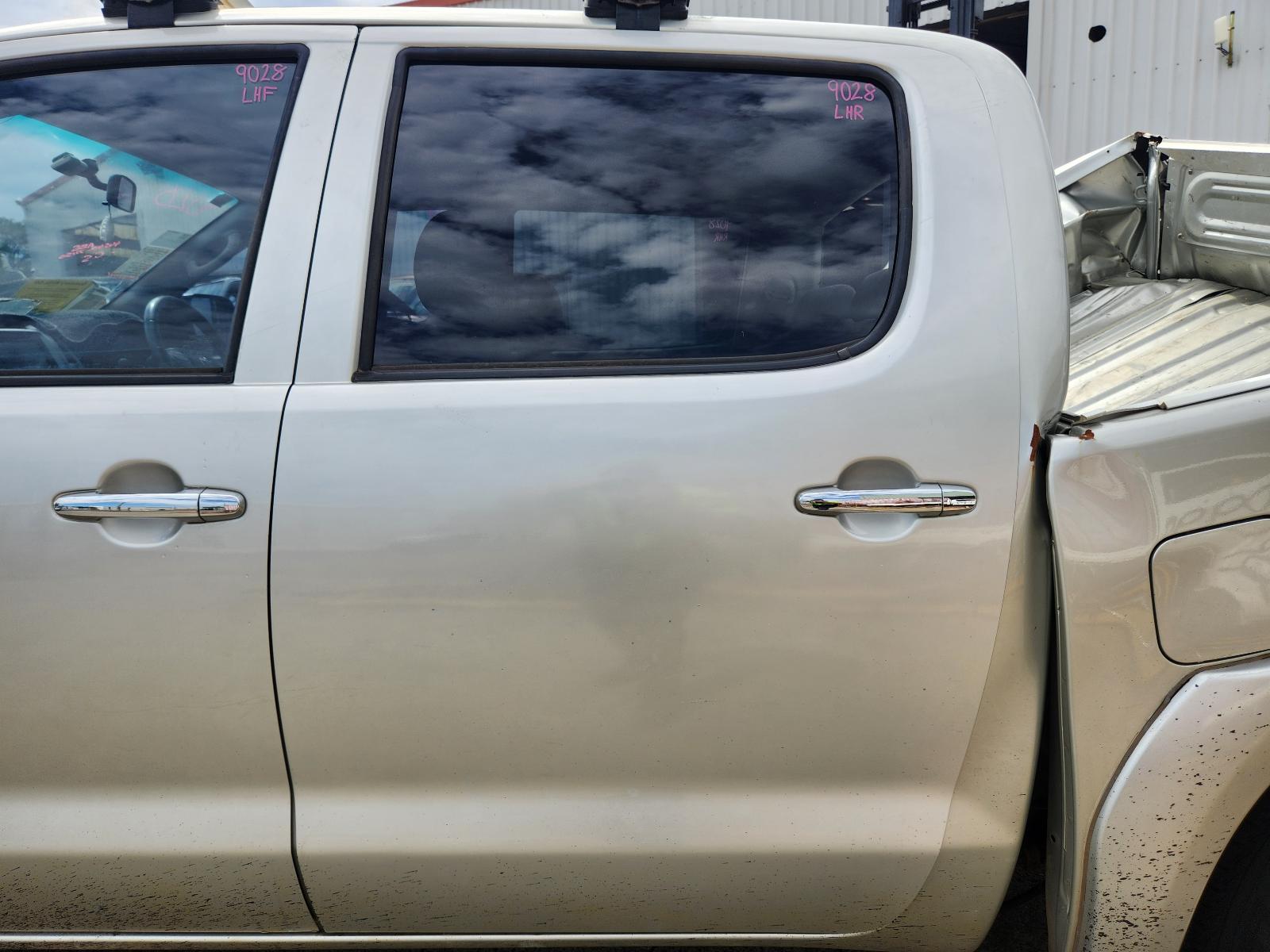 View Auto part Ashtray Toyota Hilux 2013