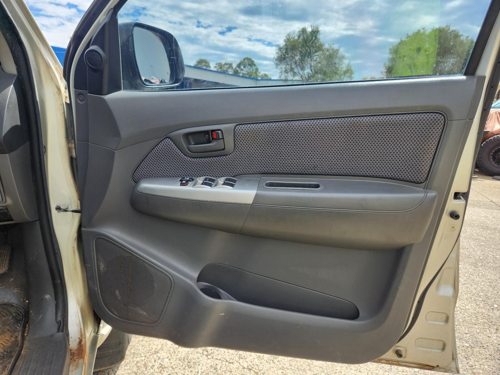 View Auto part Ashtray Toyota Hilux 2013