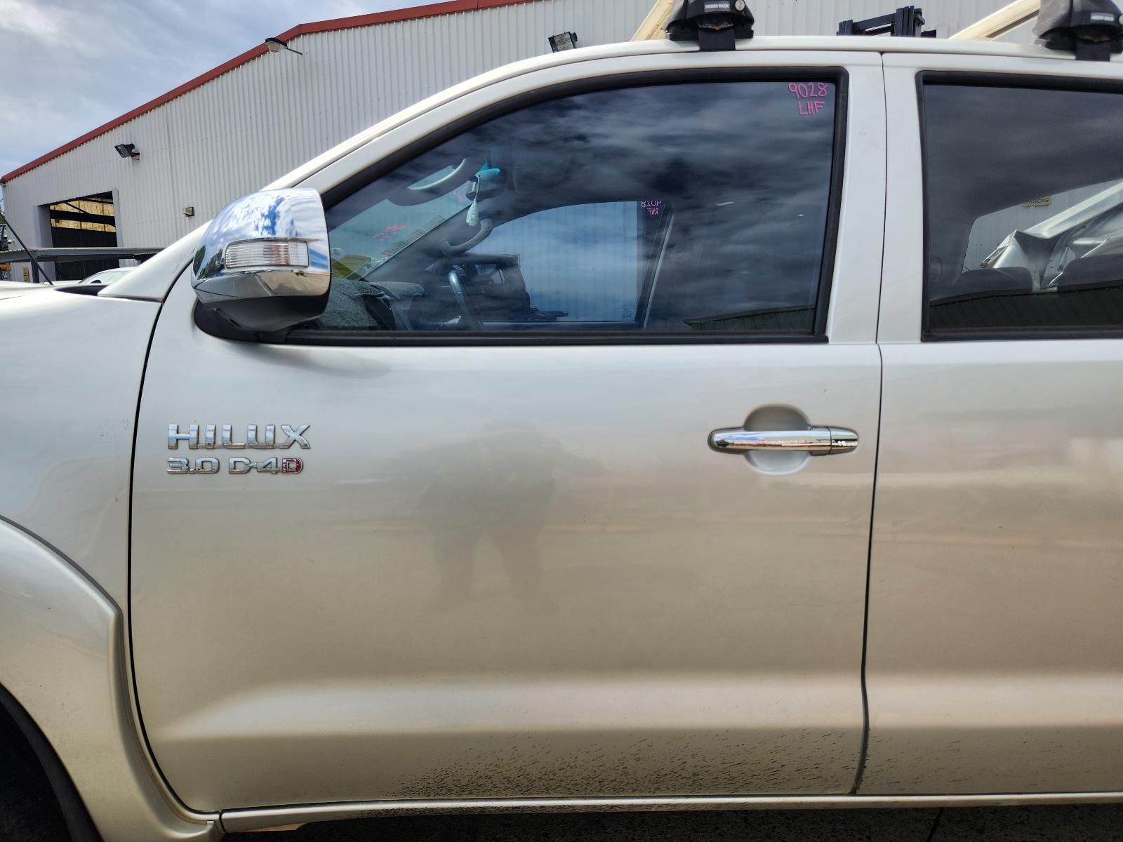 View Auto part Ashtray Toyota Hilux 2013