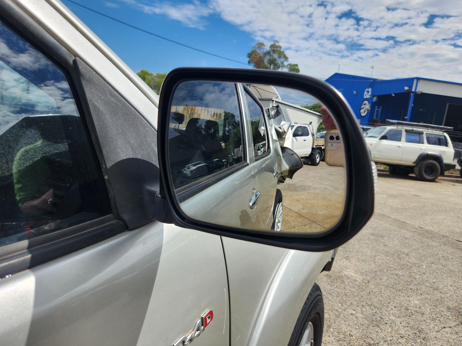 View Auto part Ashtray Toyota Hilux 2013