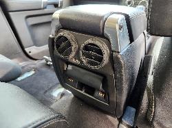 View Land Rover Discovery 2012  