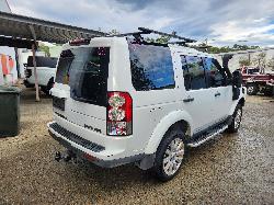 View Land Rover Discovery 2012  