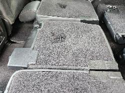View Land Rover Discovery 2012  