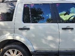 View Land Rover Discovery 2012  