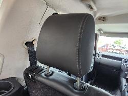 View Land Rover Discovery 2012  