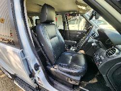 View Land Rover Discovery 2012  