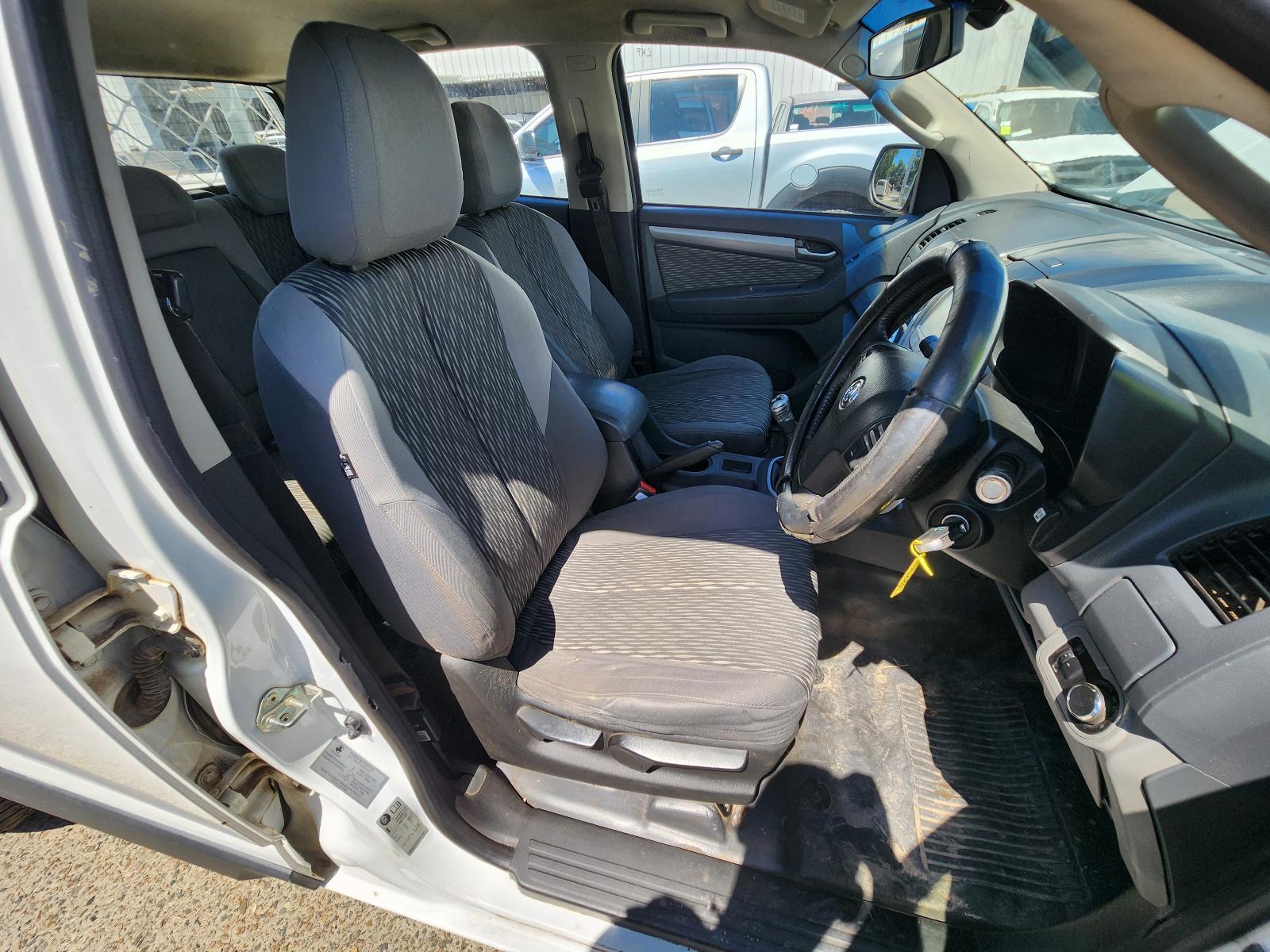 View Holden Colorado 2015 4 Door Pickup