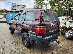 View Toyota Landcruiser 1998 4 Door Station Wagon