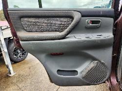 View Toyota Landcruiser 1998 4 Door Station Wagon
