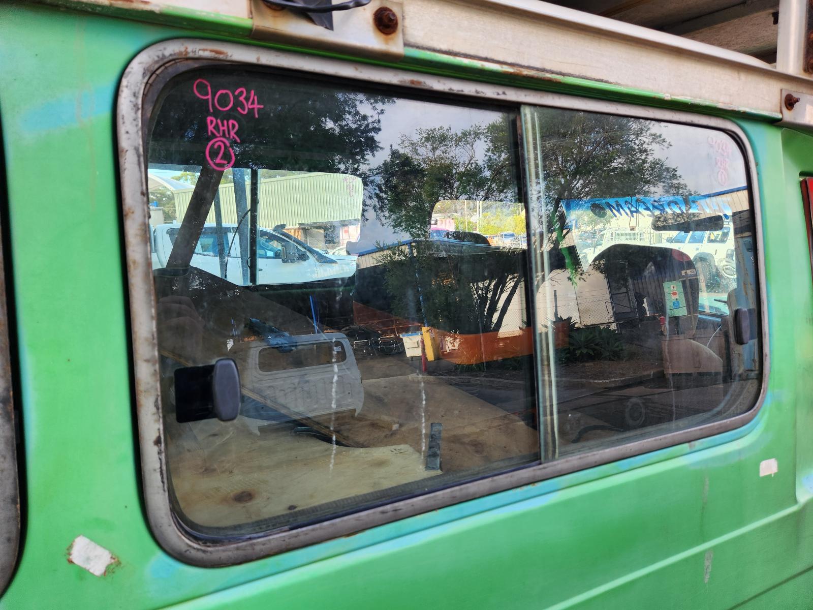 Toyota Landcruiser 1986 2 Door Station Wagon View Toyota Landcruiser 1986 2 Door Station Wagon