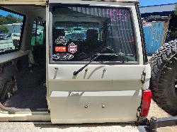 View Toyota Landcruiser 2016 4 Door Station Wagon