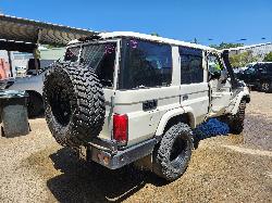 View Toyota Landcruiser 2016 4 Door Station Wagon