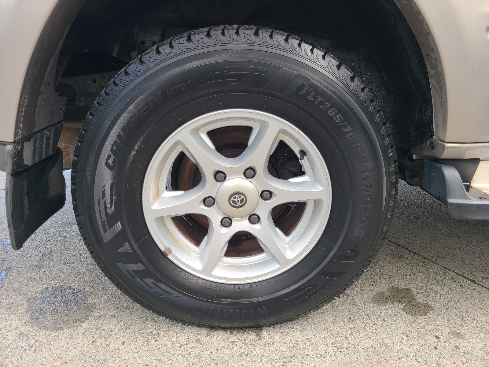 View Toyota Prado 2001 4 Door Station Wagon