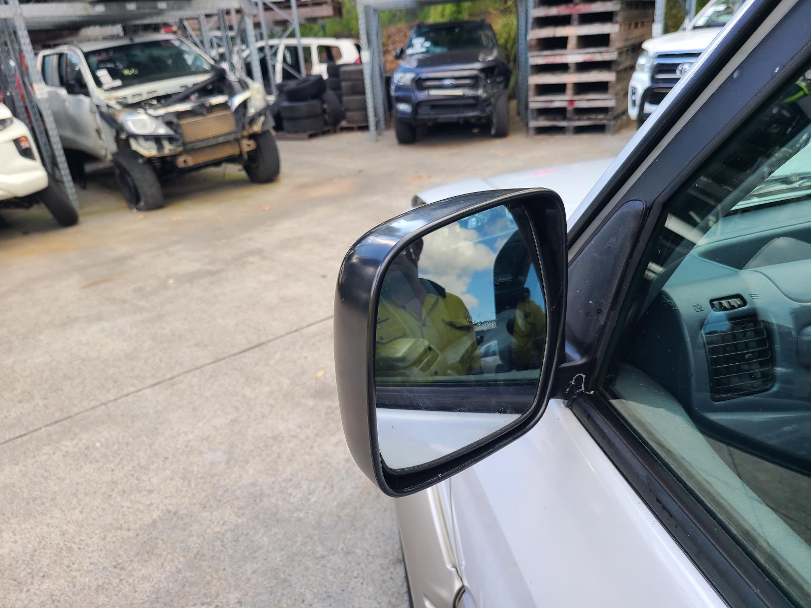 View Toyota Prado 2001 4 Door Station Wagon