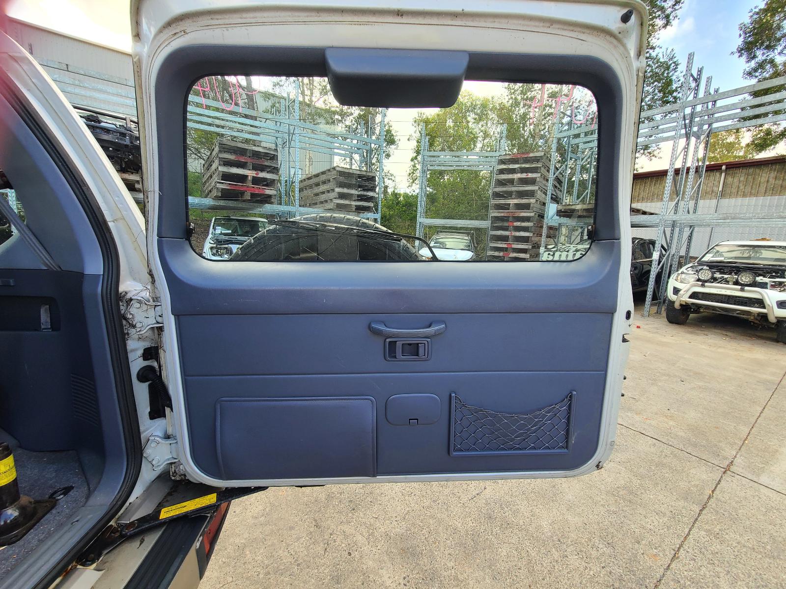 View Toyota Prado 2001 4 Door Station Wagon