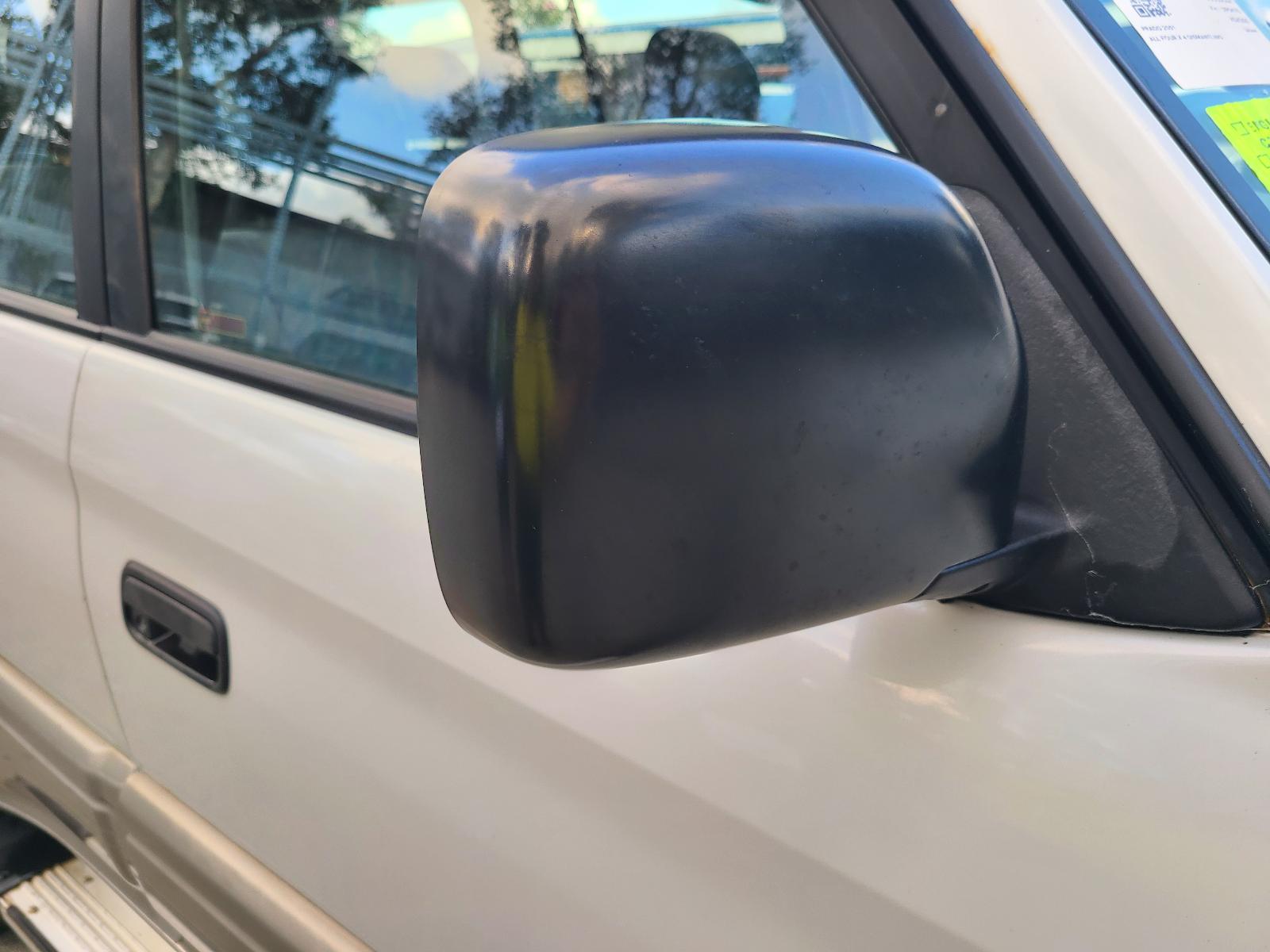 View Toyota Prado 2001 4 Door Station Wagon