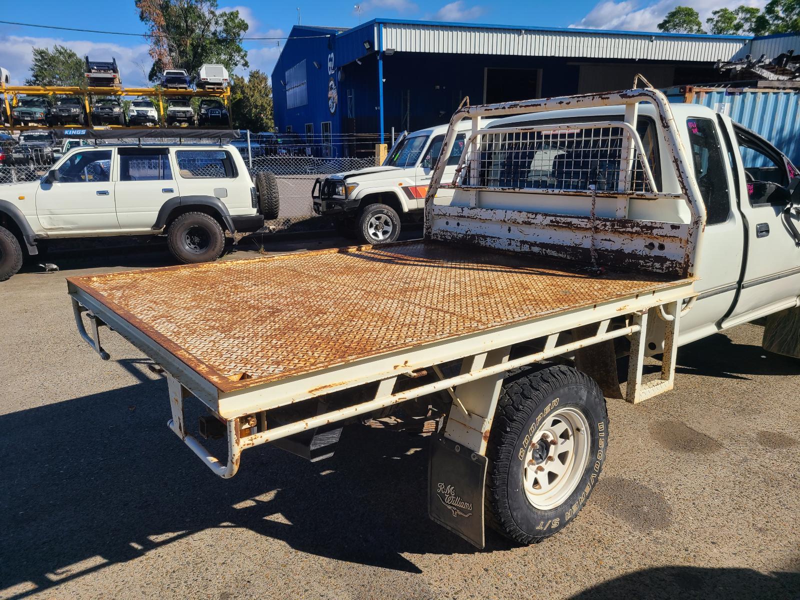 View Auto part Ashtray Toyota Hilux 1994