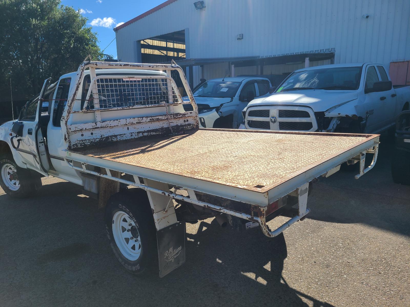 View Auto part Ashtray Toyota Hilux 1994