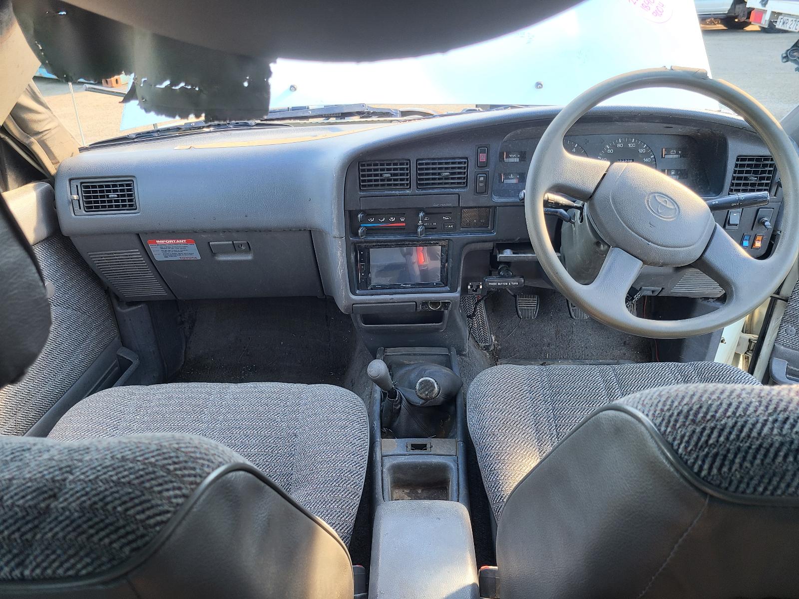 View Auto part Ashtray Toyota Hilux 1994