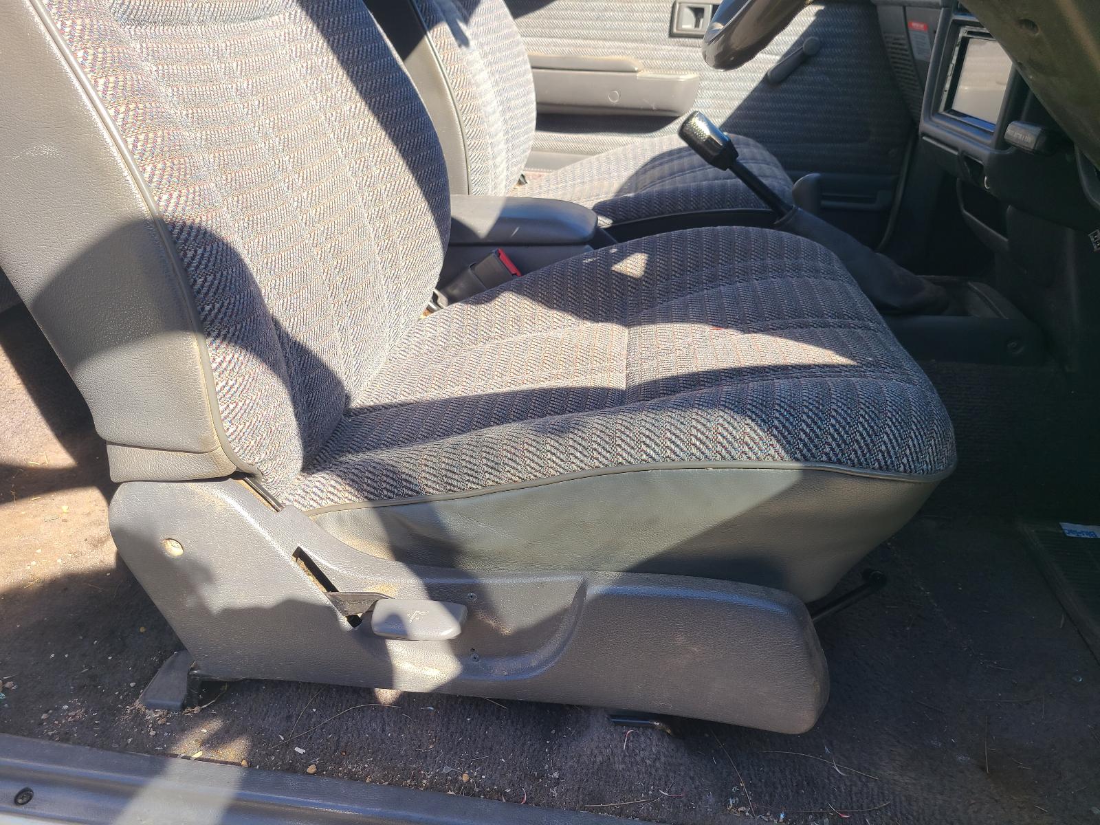 View Auto part Ashtray Toyota Hilux 1994