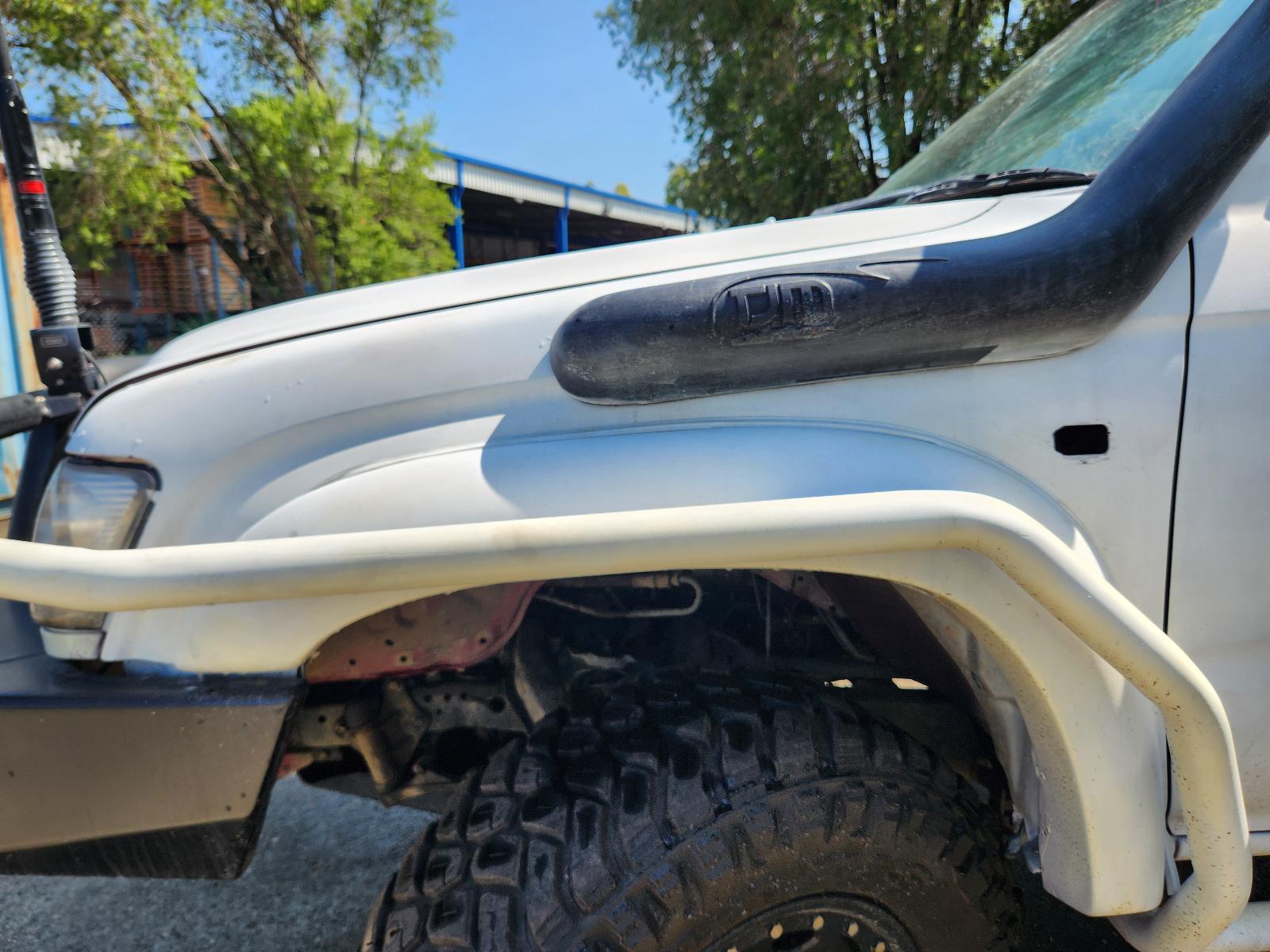 View Toyota Hilux 2005  