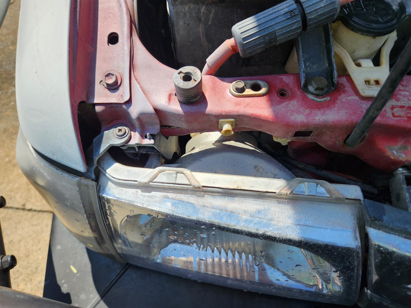 View Toyota Hilux 2005  