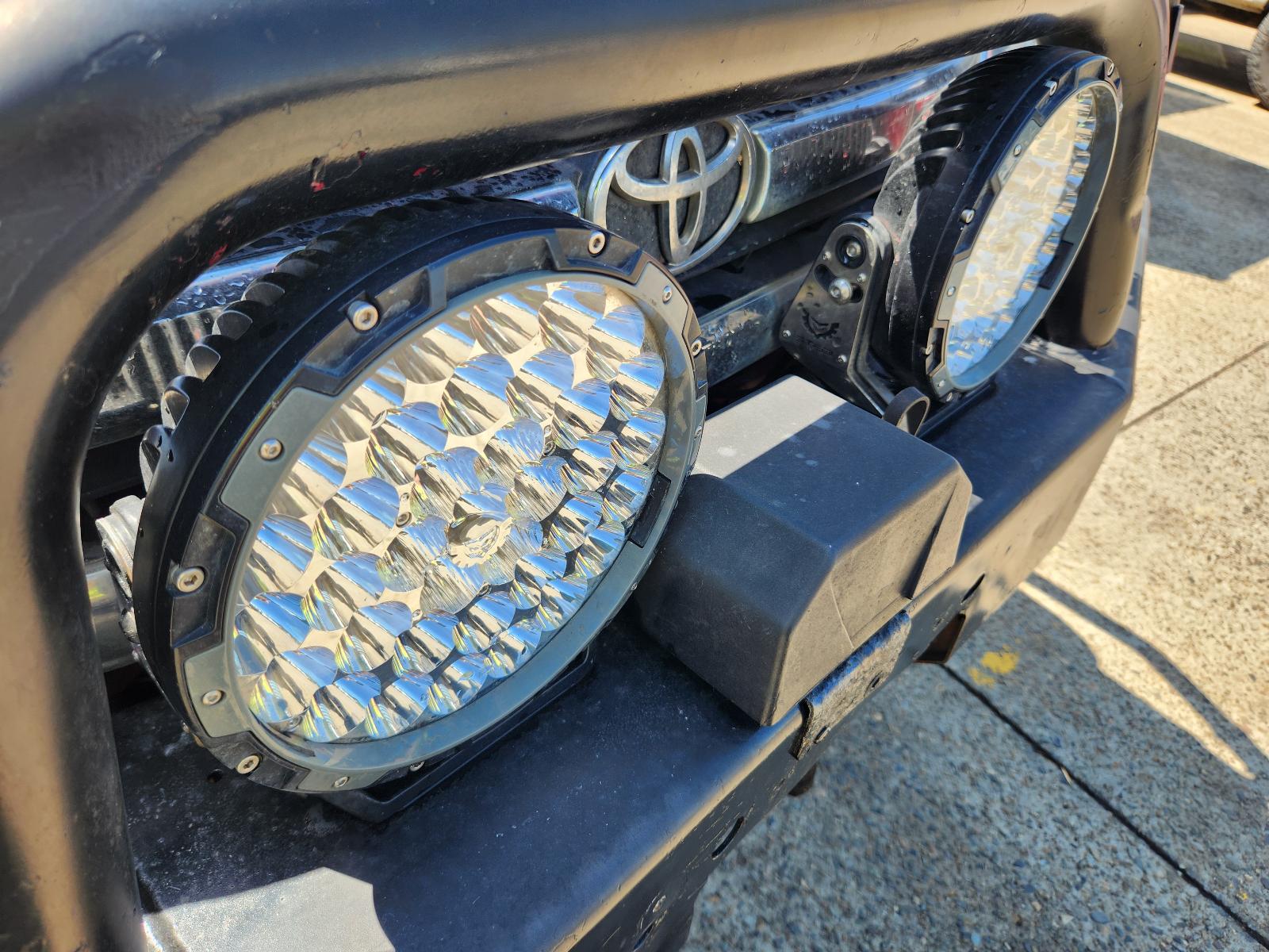 View Toyota Hilux 2005  