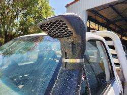 View Toyota Hilux 2005  