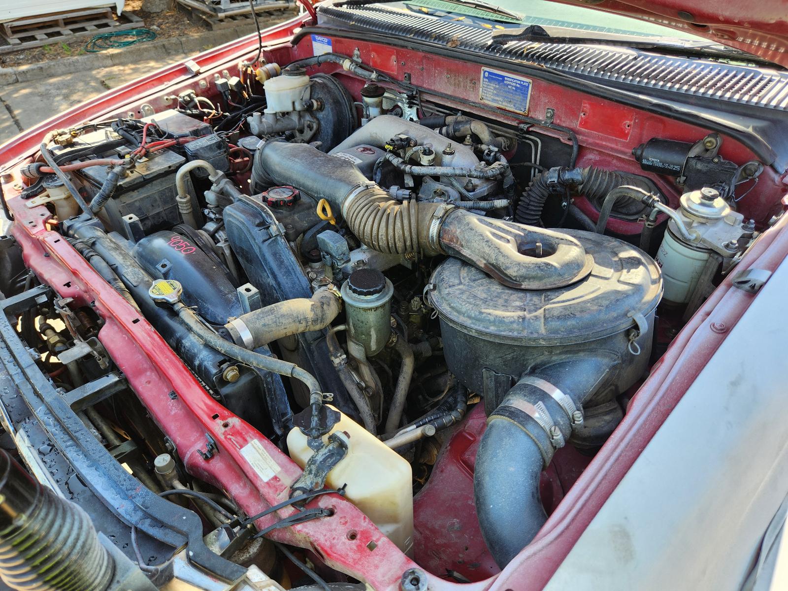 View Toyota Hilux 2005  