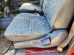 View Toyota Hilux 2005  