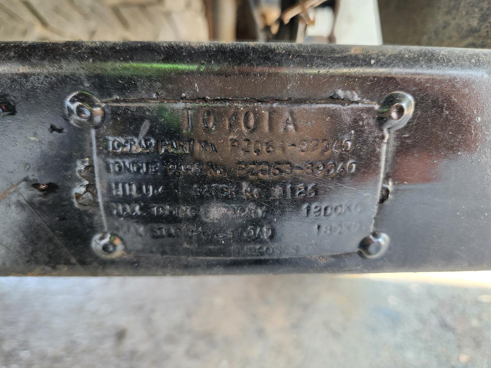 View Toyota Hilux 2005  