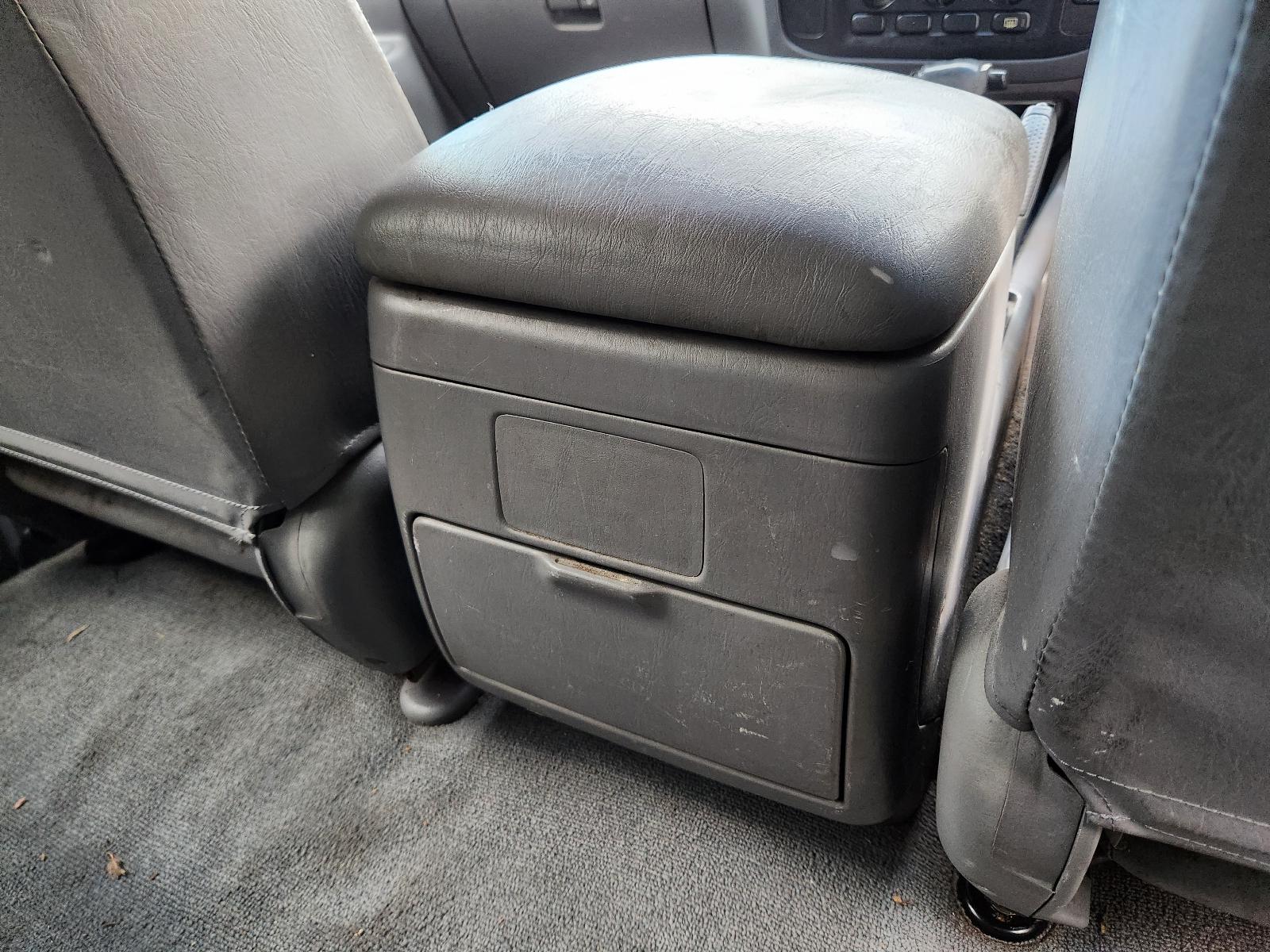 View Toyota Landcruiser 2001 4 Door Station Wagon